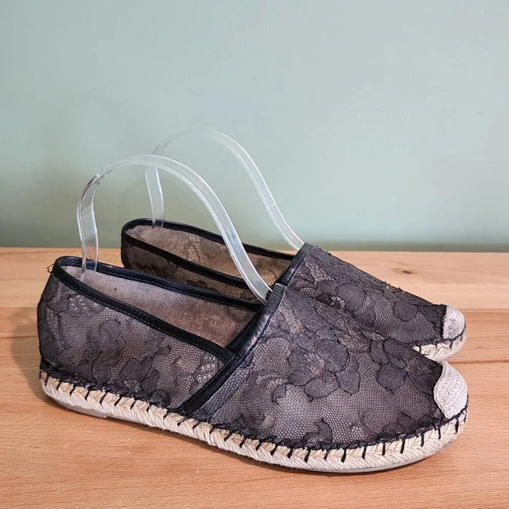 Valentino Garavani Black Lace Espadrille Loafers Flats Lighweight Designer sz 37